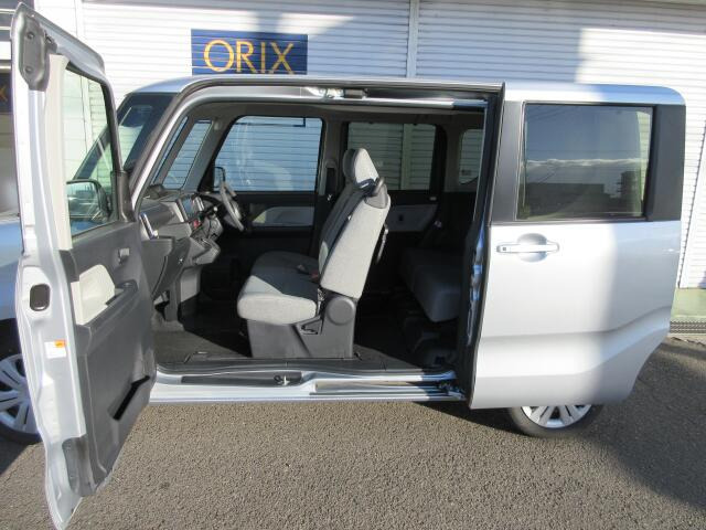 ���͂̃~���N���I�[�v���h�A�̓^���g�Ȃ�ł͂ł�!�O�̃h�A��90�x�J�������\�ł��̂ő傫�ȉו����悹�₷���d�l�ɂȂ��Ă��܂����