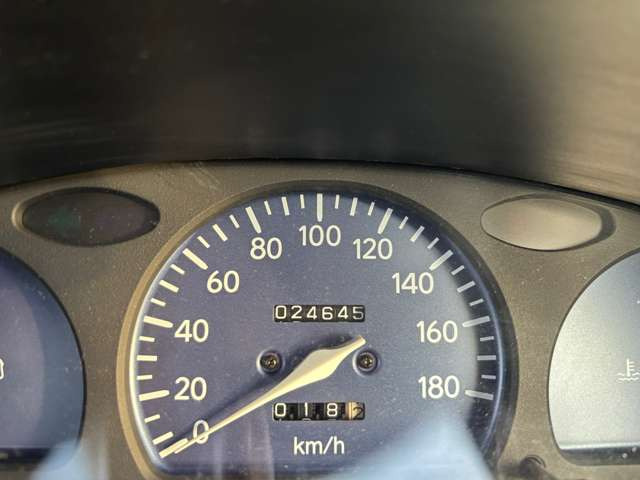 当店に繋がるカーセンサーのフリーダイヤルがございます。ご連絡をお待ちしております!