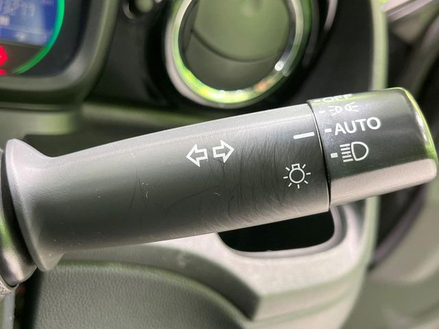 �y�I�[�g���C�g�z����̖��邳�ɉ����Ď����Ńw�b�h���C�g�̓_���E�������ł���@�\�ł�!���C�g�̕t���Y��E�����Y��Ȃǂ������Ȃ�A�J�̓���[���̑��s�����S!�g���l���ʉߎ����֗��ł��ˁ�