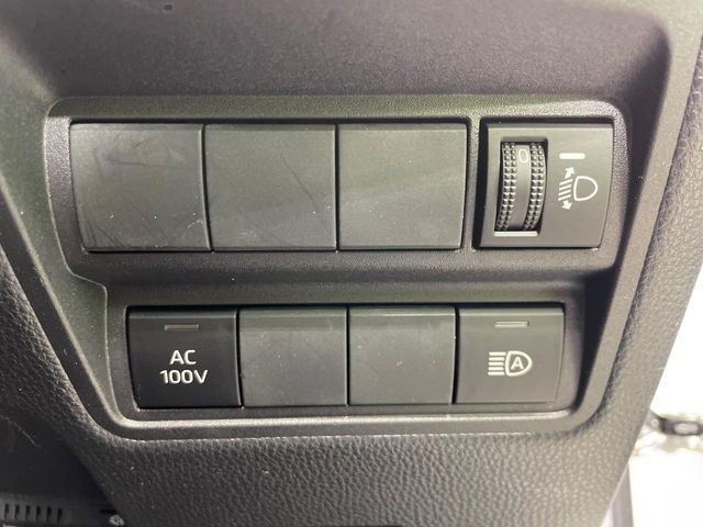 �y�A�N�Z�T���[�R���Z���g�z�L�����v��X�|�[�c�A�A�E�g�h�A�ł̃A�N�e�B�r�e�B�͂������A�ЊQ�E��d�̍ۂɏ����ɂ��Ȃ�AC100V�R���Z���g�𑕔���P�[�^�C��^�u���b�g�A�Q�[���@��̏[�d�ɂ�