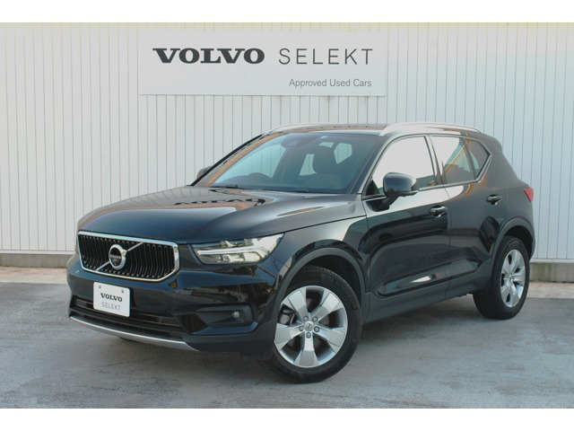 XC40B4 AWD モメンタム 4WD