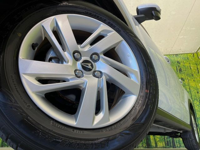 �y����16�C���`�A���~�z�C�[���z�O�ςɃ}�b�`���������A���~�z�C�[���𑕒����Ă���܂��B�e��ЊO�A���~�z�C�[����A�X�^�b�h���X�^�C�����戵�����Ă���܂��B���񂲑��k����������