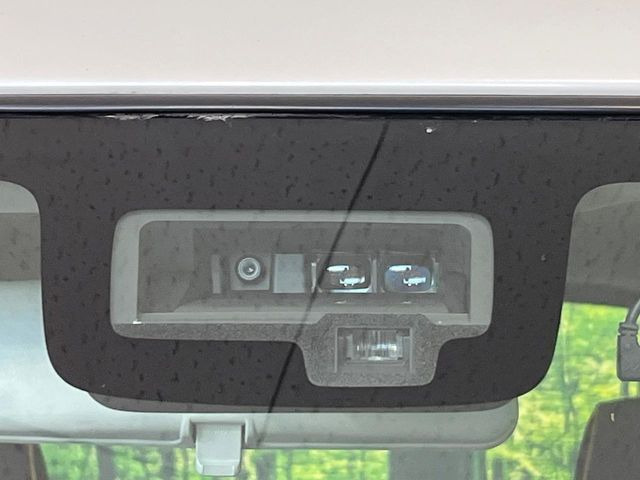 �y�X�Y�L �Z�[�t�e�B�T�|�[�g�z���s���ɑO���̎ԗ�����F�����A�Փ˂������Ȏ��͌x��ƃu���[�L�ŏՓˉ���Ɣ�Q�y�����A�V�X�g�B�����S�Ƀh���C�u�����y���݂��������܂��B