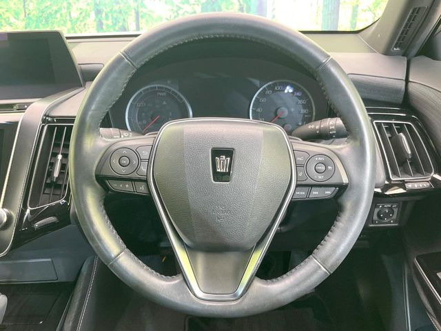 �y�����v�����X�e�A�����O�z�㎿�Ȋv���g�p���邱�ƂŁA��ɂ����������݂ƂĂ��^�]���₷���n���h���ł���