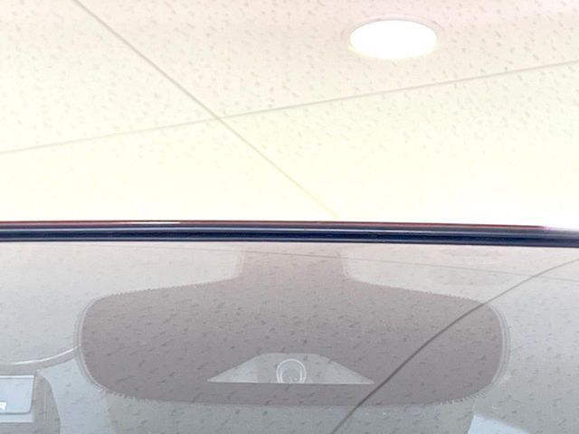 �y�C���e���W�F���g�G�}�[�W�F���V�[�u���[�L�z�t�����g�J�����őO���̎ԗ�����s�҂����m�B�Փ˂������Ȏ��͏Փ˔�Q�y���u���[�L���쓮�A�Փˉ�����T�|�[�g�B�����S�Ƀh���C�u�����y���݂��������܂��B