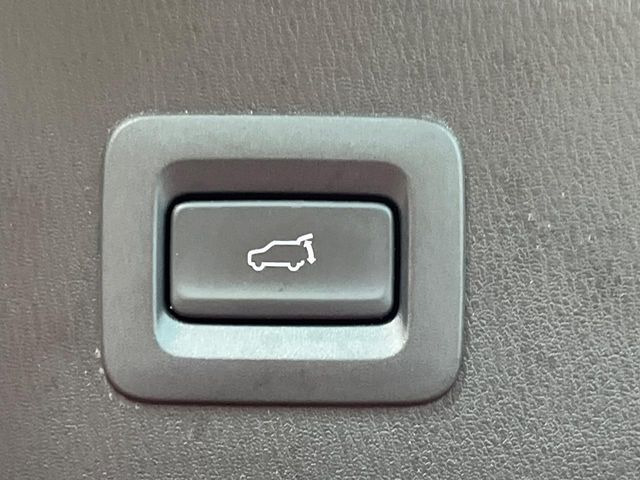 �y�p���[�o�b�N�h�A�z�X�}�[�g�L�[��^�]�Ȃ̃{�^�������������Ń��A�Q�[�g�������ŊJ���܂�!�ו��������Ă��鎞��A�����ʒu�ɂ���o�b�N�h�A��߂�ۂɕ֗��ȋ@�\�ł���