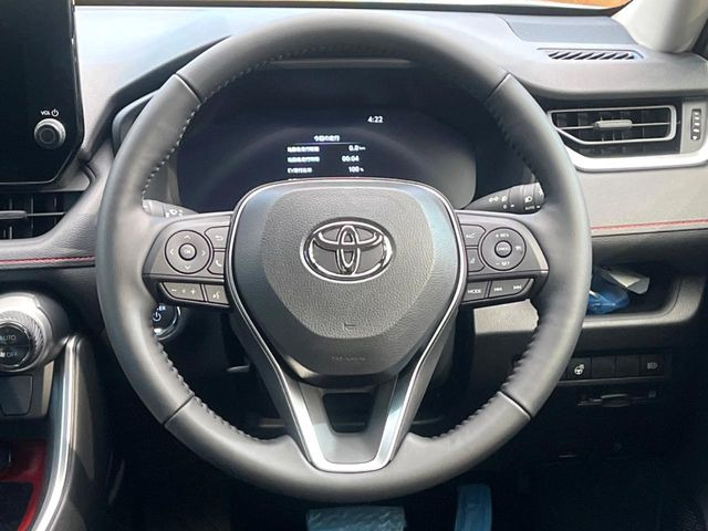 �y�����v�����X�e�A�����O�z�㎿�Ȋv���g�p���邱�ƂŁA��ɂ����������݂ƂĂ��^�]���₷���n���h���ł���