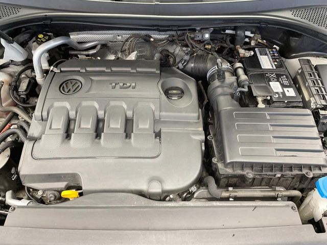 �����X�ł́A�e���[�J�[�̐�p�f�f�e�X�^�[�𓱓��B���Ǝ��i�����e�N�j�J���X�^�b�t���풓���Ă���܂��̂ŁA������̍ۂɂ����S���Ă����p���������܂��B