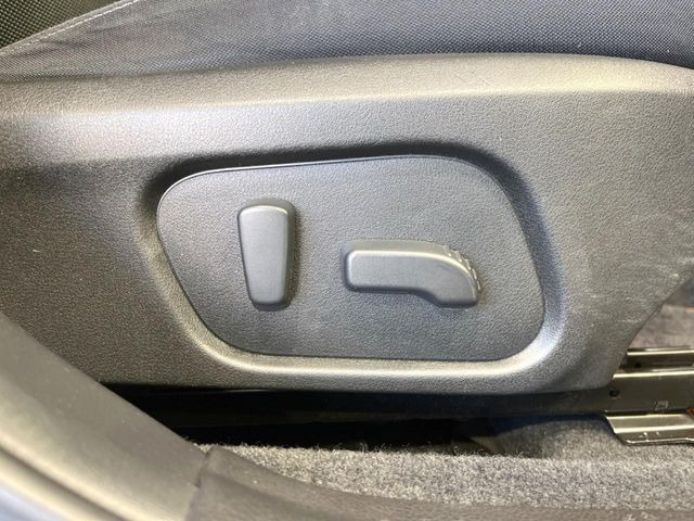 �y�p���[�V�[�g�z�X�C�b�`��ŊȒP�ɃV�[�g�̔��������\!�d��������͂�����܂���!���K�ȃV�[�g�|�W�V�����ɃZ�b�g���āA���K�ȃh���C�u�����y���݂��������B