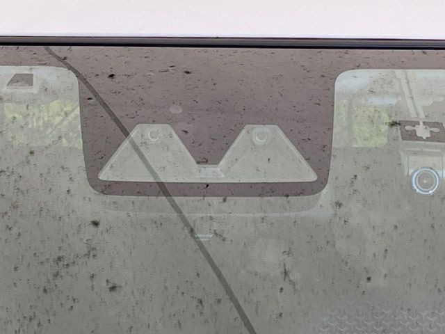 �y�X�}�[�g�A�V�X�g�z���s���ɑO���̎ԗ�����F�����A�Փ˂������Ȏ��͌x��ƃu���[�L�ŏՓˉ���Ɣ�Q�y�����A�V�X�g�B�����S�Ƀh���C�u�����y���݂��������܂��B