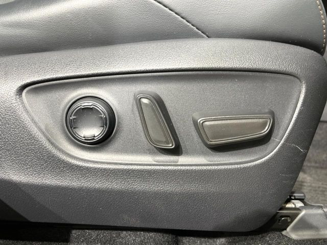 �y�p���[�V�[�g�z�X�C�b�`��ŊȒP�ɃV�[�g�̔��������\!�d��������͂�����܂���!���K�ȃV�[�g�|�W�V�����ɃZ�b�g���āA���K�ȃh���C�u�����y���݂��������B