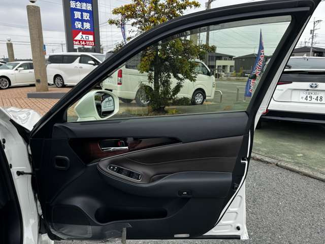 ���͂₢�E�����E���S�̎Ԍ��̑S���`�F�[���y�A�b�v���Ԍ��z�����X�ł����^�A�ǎw�薯�ԎԌ��H��𕹐݂��Ă��܂���