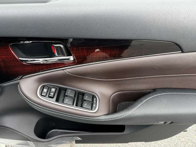 ���͂₢�E�����E���S�̎Ԍ��̑S���`�F�[���y�A�b�v���Ԍ��z�����X�ł����^�A�ǎw�薯�ԎԌ��H��𕹐݂��Ă��܂���