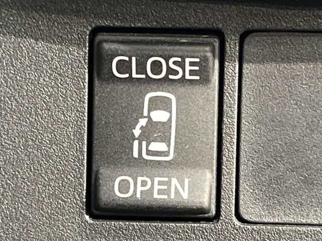 �y�p���[�X���C�h�h�A�z�X�}�[�g�L�[��^�]�Ȃ̃X�C�b�`�ŃX���C�h�h�A�̊J���\���d��������͂����ăh�A���J����K�v�������A���������q�l�ł��A�d���ו��������Ă��鎞�����N�ɊJ���߂ł��܂���