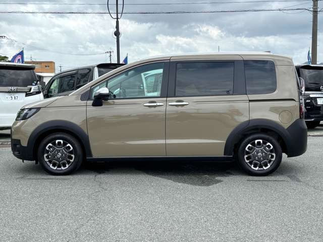 �S�ԁA���ЃN���[�j���O�ς݂ł��B���̏�ԂȂǂ����Ԃ��m�F�ł��ȏꍇ�͉摜�ł��_��܂łɑł����킹�����Ă��������܂��B