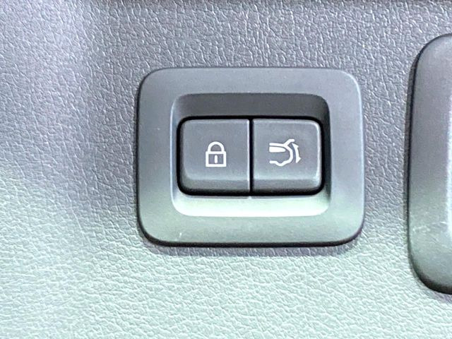 �y�p���[�o�b�N�h�A�z�X�}�[�g�L�[��^�]�Ȃ̃{�^�������������Ń��A�Q�[�g�������ŊJ���܂�!�ו��������Ă��鎞��A�����ʒu�ɂ���o�b�N�h�A��߂�ۂɕ֗��ȋ@�\�ł���