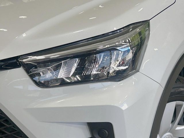 �yLED�w�b�h���C�g�z���V����ԑ��s�����ǍD�Ȏ��E���m�ۂ����S���ĉ^�]�ł��鍂�P�xLED�w�b�h���C�g�𑕔�!�_�����x�������A����d�͂��}�����Ă��܂��B