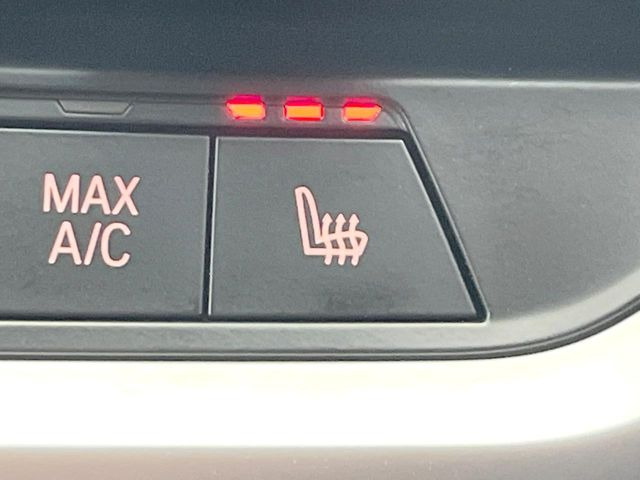 ���t�����g�V�[�g�q�[�e�B���O:�^�]�ȁE����ȋ��ɎO�i�K�Œ��߂��\�ȃV�[�g�q�[�^�[�𑕔����Ă���܂��B�G�߂��킸���K�ɂ��g�p���������܂��B