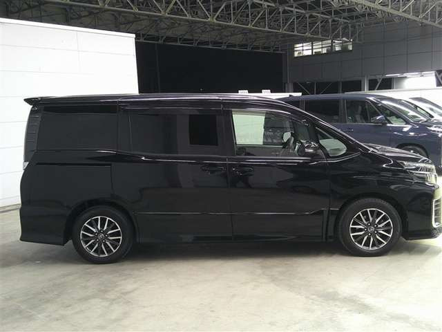 ヴォクシー2.0 ZS