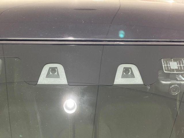 �y�X�Y�L �Z�[�t�e�B�T�|�[�g�z���s���ɑO���̎ԗ�����F�����A�Փ˂������Ȏ��͌x��ƃu���[�L�ŏՓˉ���Ɣ�Q�y�����A�V�X�g�B�����S�Ƀh���C�u�����y���݂��������܂��B