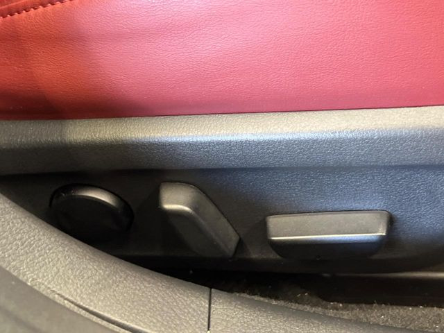 �y�p���[�V�[�g�z�X�C�b�`��ŊȒP�ɃV�[�g�̔��������\!�d��������͂�����܂���!���K�ȃV�[�g�|�W�V�����ɃZ�b�g���āA���K�ȃh���C�u�����y���݂��������B