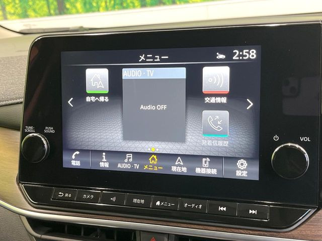 �y���[�J�[�����i�r�z�C���e���A�ɗn�����ރX�^�C���b�V���ȁu��p�݌v�v���[�J�[�i�r�𑕔��􎋔F���⑀�쐫�ȂǊ�{���\�ɂ��D��A���㎿�ȃJ�[���C�t�����y���݂��������܂��B