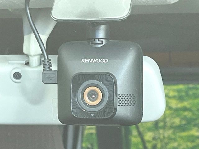 �y�h���C�u���R�[�_�[�z���S�E���S�ȃJ�[���C�t�ɕK�{�̃h���C�u���R�[�_�[�𑕔�!���s���͂������A������^�]�⎖�̂ɑ��������ۂ̏󋵂��f���ŋL�^���A����̃��X�N�ɔ����܂��B