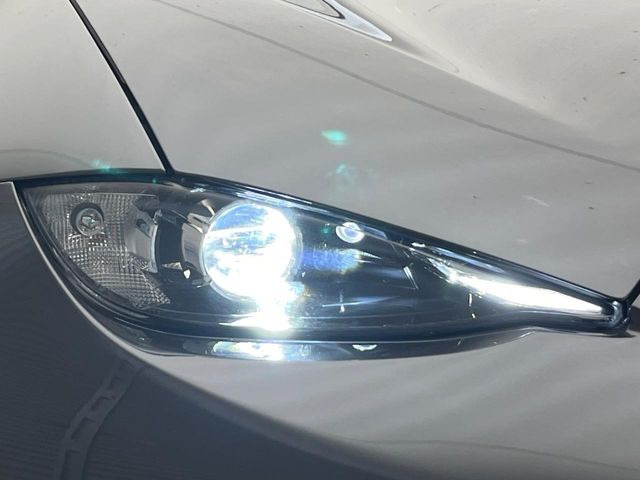 �yLED�w�b�h���C�g�z���V����ԑ��s�����ǍD�Ȏ��E���m�ۂ����S���ĉ^�]�ł��鍂�P�xLED�w�b�h���C�g�𑕔�!�_�����x�������A����d�͂��}�����Ă��܂��B