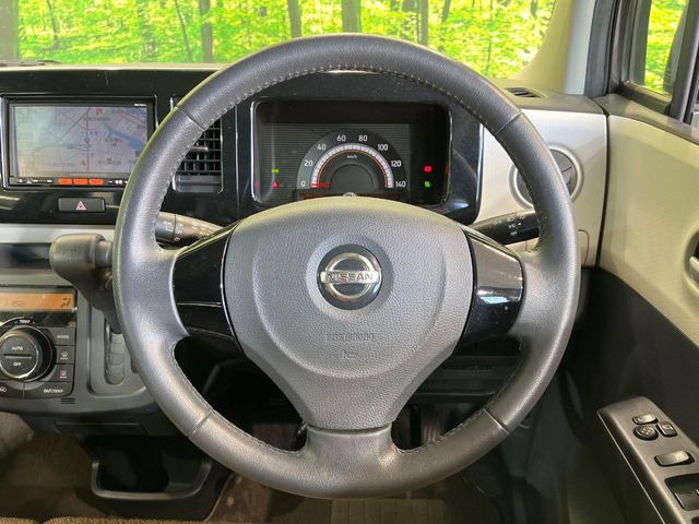 �y�����v�����X�e�A�����O�z�㎿�Ȋv���g�p���邱�ƂŁA��ɂ����������݂ƂĂ��^�]���₷���n���h���ł���