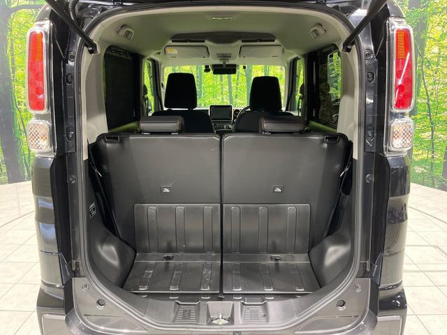 ���i�̂���������ʋ΁A���}���ɏ\���ȉ׎��X�y�[�X���m�ۂ��Ă���܂��B�Z�J���h�V�[�g��|���ƁA�傫�ȉו��̐ύڂ��\�ł���