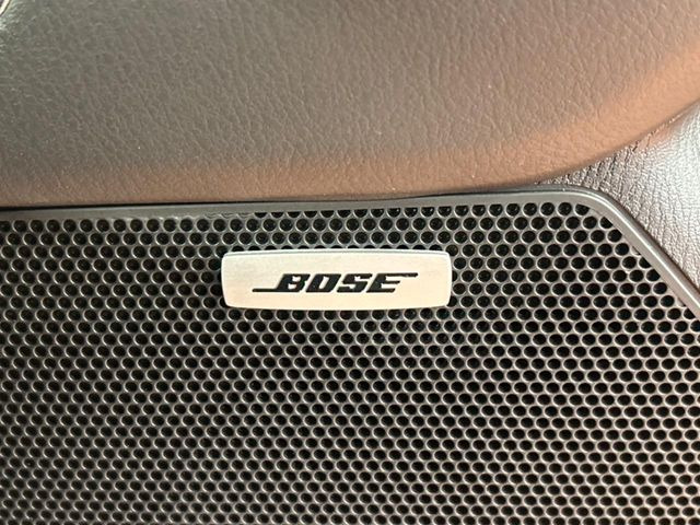 �yBOSE�T�E���h�V�X�e���t�������i�r�z�[���̃i�r�@�\�͂������A���x�ȃ`���[�j���O�\�͂����ڂ���Ă���A�������ȉ��y�����y���݂��������܂���