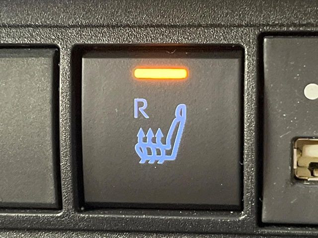 �y�V�[�g�q�[�^�[�z�������ɏd�󂷂�V�[�g�q�[�^�[!�G�A�R����葁�����܂��Ă����̂Ŋ�����̐l�����S�ł��ˁ�G�A�R���̉����͊������邩����A�Ƃ������ɂ����������߂ł��B