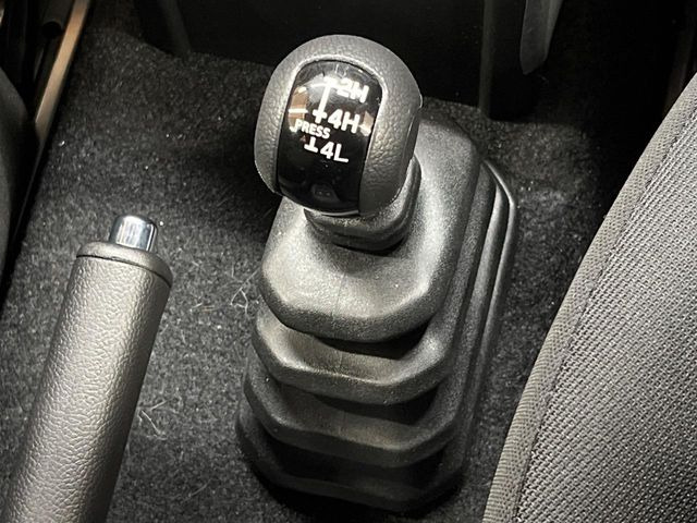 4WD�̂��Ԃł��̂ŁA�ᓹ�ł����S�ł���~��n�n��ɂ��Z�܂��̕��ȊO�ɂ��A�E�B���^�[�X�|�[�c����̕���~��n��֋A�Ȃ����@�������ɂ���������!