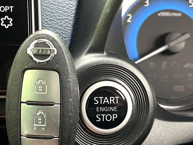 �y�C���e���W�F���g�L�[�z�J�o����|�P�b�g�ɓ��ꂽ�܂܂ł��h�A�̎{���E�������\�ȃX�}�[�g�L�[�𑕔��B�G���W���̃I���E�I�t�����J�M�����o���K�v����������Ƃ��Ă��֗��ł���