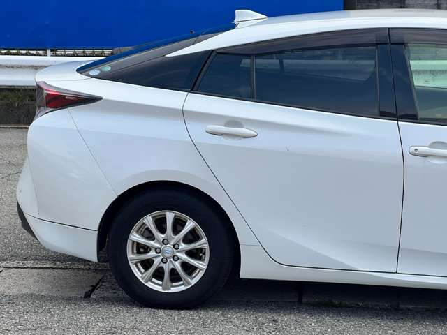 弊社は、お客さまのニーズにお応え出来るよう、豊富な車種を取り揃えております。お乗り換えの際も、是非、よろしくお願いいたします。