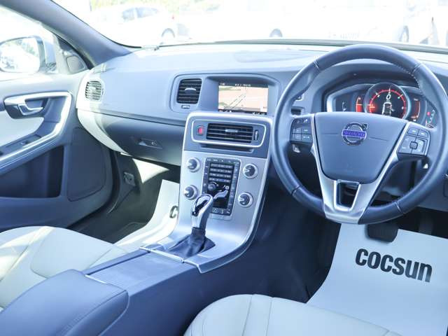 �h�C�c�̃{���{���`���[�j���O���[�J�[HEICO SPORTIV�̐��K�̔��X���t���ƈ��m���ɂ�HEICO SPORTIV�v���~�A���p�[�g�i�[KANTO / TOKAI�Ƃ��ĉ^�c�����Ă��܂��B