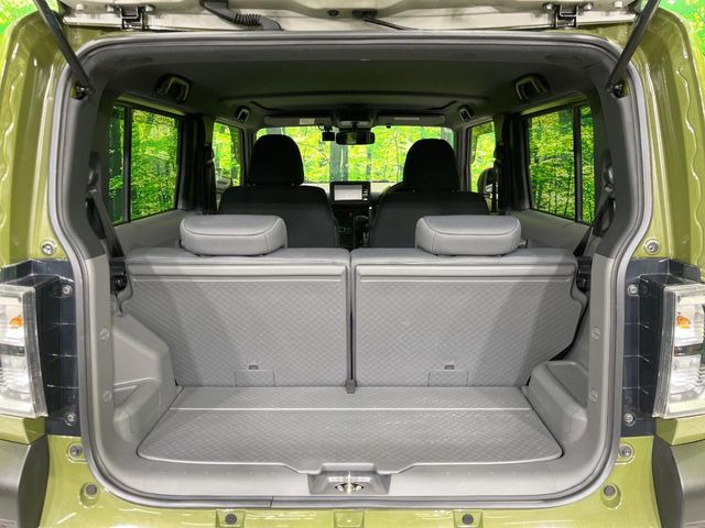 ���i�̂���������ʋ΁A���}���ɏ\���ȉ׎��X�y�[�X���m�ۂ��Ă���܂��B�Z�J���h�V�[�g��|���ƁA�傫�ȉו��̐ύڂ��\�ł���