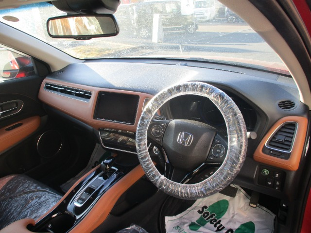 ヴェゼル1.5 ハイブリッド Z ホンダセンシング