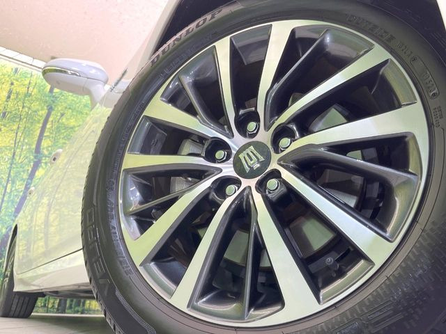 �y����17�C���`�A���~�z�C�[���z�O�ςɃ}�b�`���������A���~�z�C�[���𑕒����Ă���܂��B�e��ЊO�A���~�z�C�[����A�X�^�b�h���X�^�C�����戵�����Ă���܂��B���񂲑��k����������