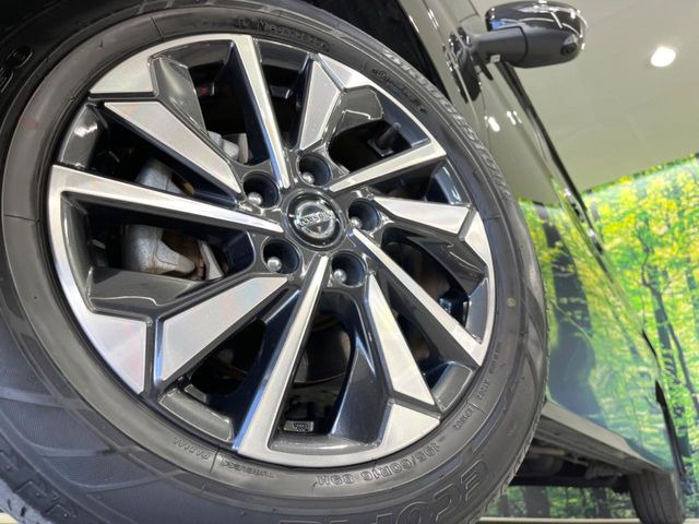 �y����16�C���`�A���~�z�C�[���z�O�ςɃ}�b�`���������A���~�z�C�[���𑕒����Ă���܂��B�e��ЊO�A���~�z�C�[����A�X�^�b�h���X�^�C�����戵�����Ă���܂��B���񂲑��k����������