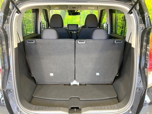 普段のお買い物や通勤、送迎等に十分な荷室スペースを確保しております。セカンドシートを倒すと、大きな荷物の積載も可能です♪
