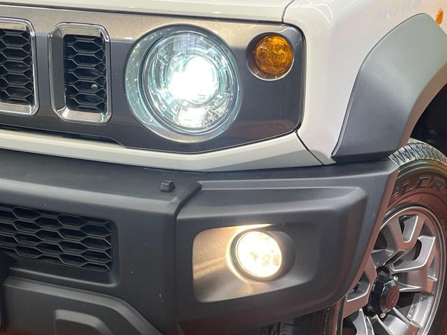 �yLED�w�b�h���C�g�z���V����ԑ��s�����ǍD�Ȏ��E���m�ۂ����S���ĉ^�]�ł��鍂�P�xLED�w�b�h���C�g�𑕔�!�_�����x�������A����d�͂��}�����Ă��܂��B