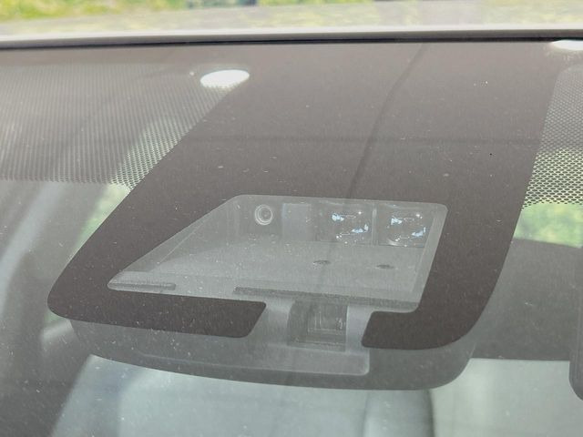 �y�v���N���b�V���Z�[�t�e�B�z�O���̎ԗ��������m���A�Փ˂������Ȏ��͌x��Œ��ӂ𑣂��A�u���[�L�𓥂ޗ͂��T�|�[�g�B�u���[�L�𓥂߂Ȃ������ꍇ�͏Փ˔�Q�y���u���[�L���쓮�A�Փˉ�����T�|�[�g���܂��B