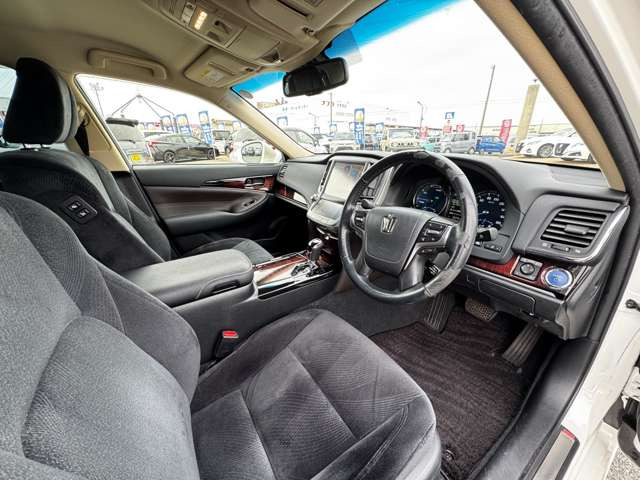 ���J�[�i�r�A�A���~�z�C�[���AHID���C�g���̃J�[�p�i��������舵���Ă��܂�������]������΂��Ђ����k����������