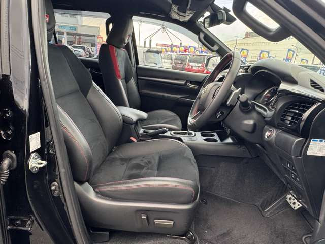 ���J�[�i�r�A�A���~�z�C�[���AHID���C�g���̃J�[�p�i��������舵���Ă��܂�������]������΂��Ђ����k����������