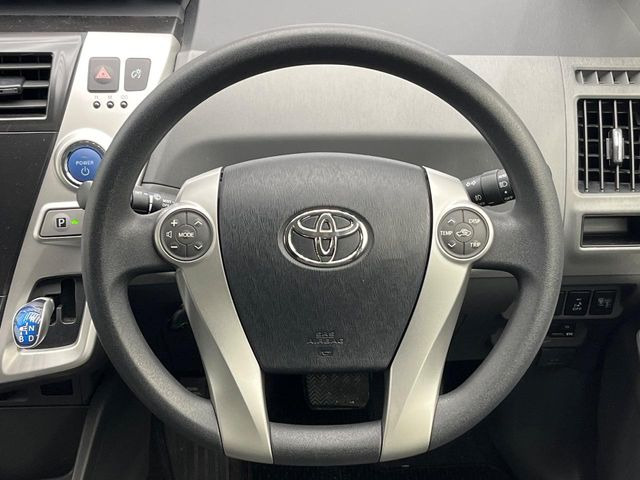 �y�X�e�A�����O�X�C�b�`�z�^�]���A�O������ڐ������炷���ƂȂ��A�I�[�f�B�I���̑��삪�\�ȕ֗��@�\!���S&���K�ȃh���C�u�����o���Ă���܂���