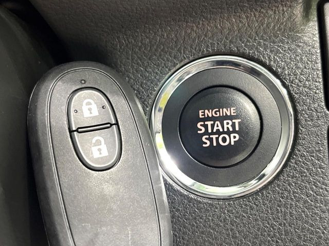 �y�L�[���X�X�^�[�g�V�X�e���z�J�o����|�P�b�g�ɓ��ꂽ�܂܂ł��h�A�̎{���E�������\�ȃX�}�[�g�L�[�𑕔��B�G���W���̃I���E�I�t�����J�M�����o���K�v����������Ƃ��Ă��֗��ł���