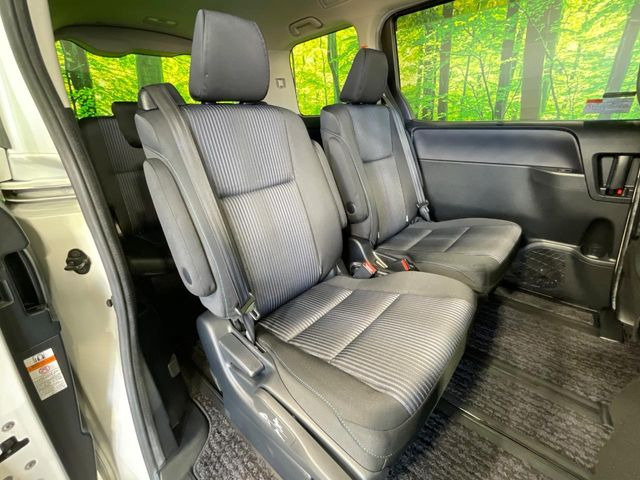 ���ڒ����̓E�H�[�N�X���[�ƂȂ��Ă���܂��B���ڂƎO��ڂ̈ړ�����~�肪�Ƃ��Ă��y�ɂȂ�̂ŁA���~��̍ۂ��X�g���X�������邱�Ƃ͂���܂����