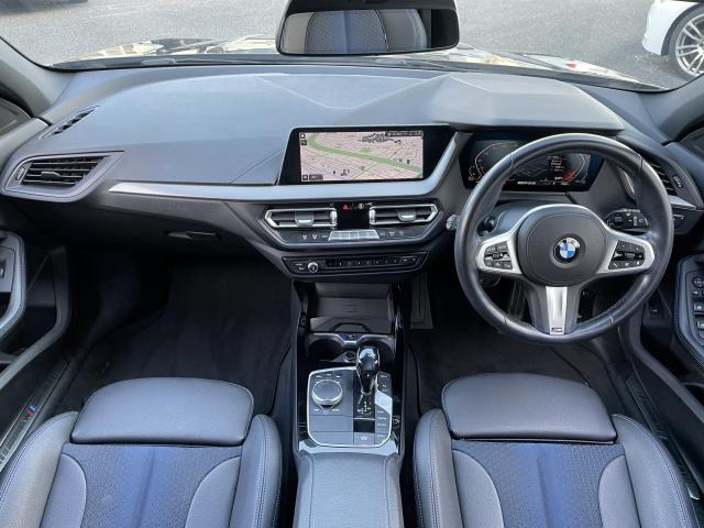 1シリーズ118d Mスポーツ エディション ジョイプラス