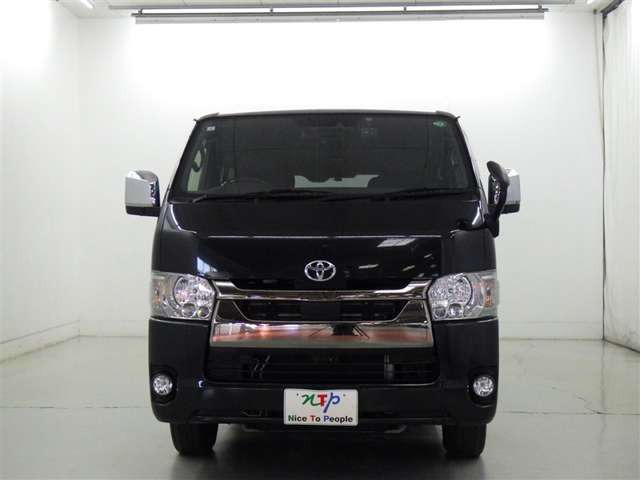 ハイエースバン